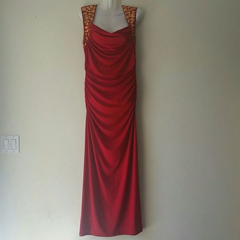 Spense red/gold shnch dress